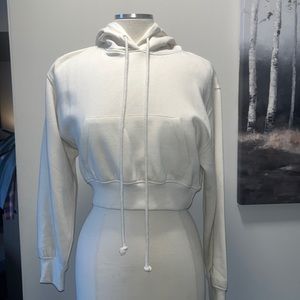 NWT Zara cream crop hoody